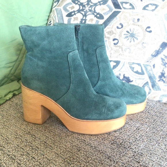 Charlotte Stone Blue Paz style clog platform booties size 11